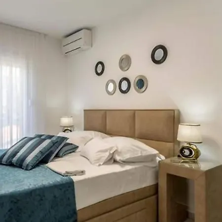 וילה Modern & Stylish With Private Pool - Four Bedroom With Pool