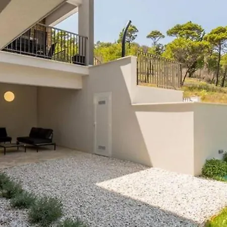 Modern & Stylish With Private Pool - Four Bedroom With Pool Villa